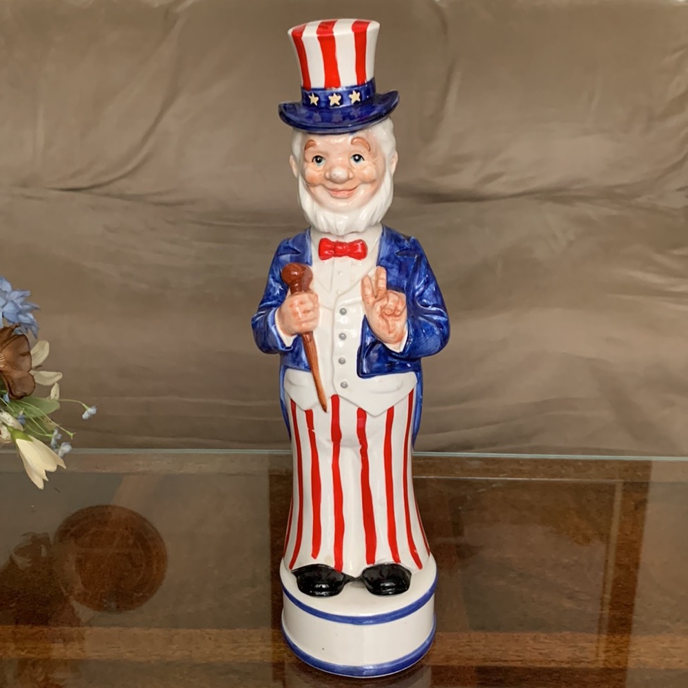Patriotic Uncle Sam Vintage Decanter Music Box Yankee Doodle Bicentennial Windup